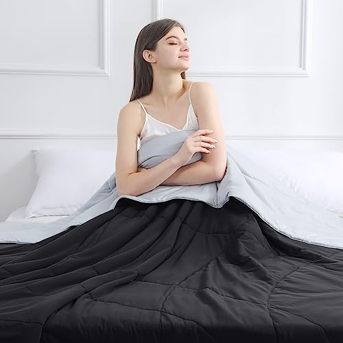 Image of Elegear Cooling Comforter King Absorbs Body Heat to Keep Cool, Cooling Blanket for Hot Sleepers Japanese Arc-Chill 3.0 Cool Tech Fabric Summer Comforter Hypo-Allergenic Cooling Quilt - Black /Gray
