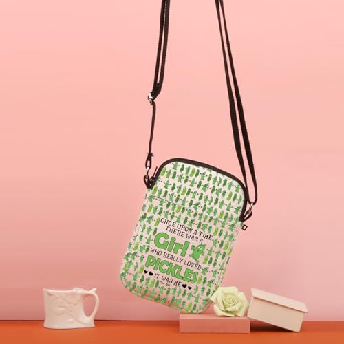 TSOTMO Pickle Lover Gift Who Really Loved Pickles Crossbody Bag Pickle Enthusiast Gift Vegetarian Gift for Women4