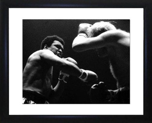 Preisvergleich Produktbild Muhammad Ali Framed Photo