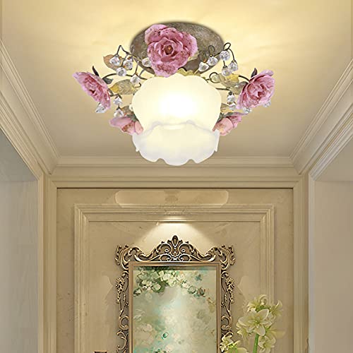 Plafonnier mini rustique pour illuminer les pièces sombres à plafond bas