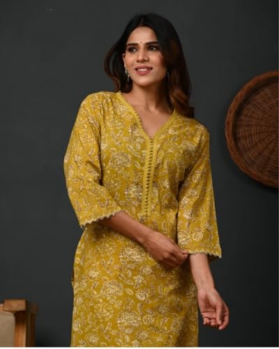 Image of Women's Pure Cotton Regular Fit Floral Printed A-Line Kurta