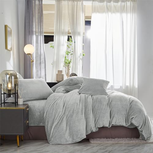 Yasmeng Fluffy Velvet Duvet Cover Set Light Grey Queen Size Fall Winter Soft Warm Flannel Comforter Cover Silver Gray 90 Inch X 90 Inch Luxury Cozy Plush Fleece Full Reversible Bedding Duvet Cover Set 3Pcs thumb #3