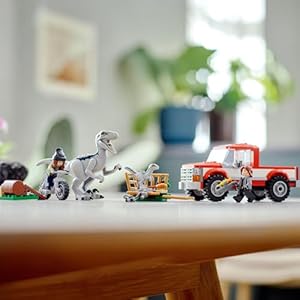 Amazon.co.jp - レゴ® ジュラシックワールド ヴェロキラプトルをおびき出せ：ブルーとベータ 76946