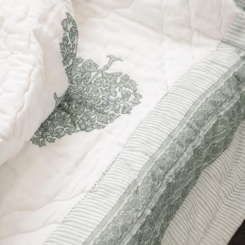 Image of Peepul Tree Hand Printed 100% Cotton Malmal Quilt 90x108 Inches