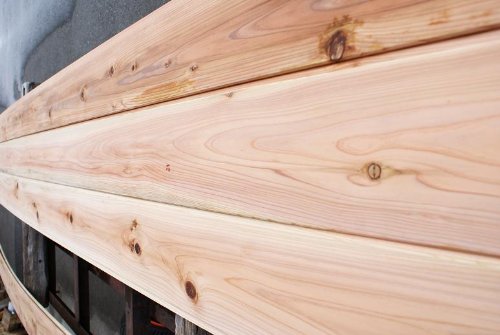 Amazon | 国産杉 無垢羽目板 1枚物 節有源平 無塗装 相ジャクリ目