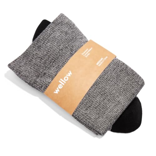 Image of Wellow Knee High Compression Socks for Men & Women, 18-25 mmHg, Bamboo Viscose, Swelling Relief