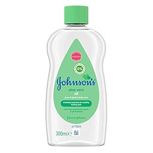 Johnson’s Aloe Vera Babyöl, 300 ml, hinterlässt die Haut weich und geschmeidig, ideal für empfindliche Haut