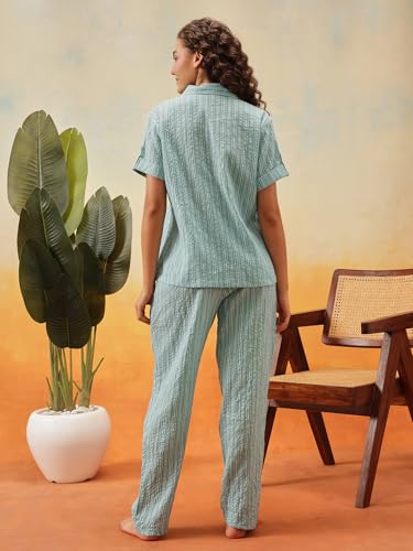 Image of Clovia Women Rayon Night Suit- Printed, Shirt & Pyjama Set