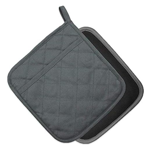 YEKOO 2 PCS Gray Pot Holders Sets for Kitchen Heat Resistant Oven Hot Pads with Pockets Non Slip Soft Grip Potholders for Baking Cooking 8"x8.5"