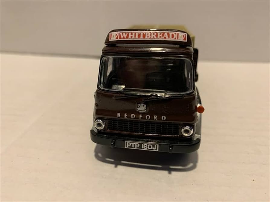 ミニカー corgi 23202 bedford tk plateforme camion ミニカー corgi 23202 bedford tk plateforme camion Amazon.com