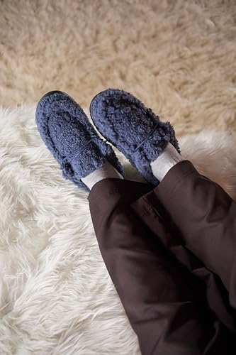 Image of HEYDUDE Men's Wally Cozy Slipper | Lightweight Men's Slip-On Shoes | Comfortable & Casual Everyday Footwear