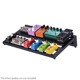 [Professional Look] Make your effect pedals tidy and professional with this pedalboard. [Additional Storage] Soft inner surface and exterior pocket for accessory storage. [Convenient Carrying] Carrying bag with top handle and bottom pads for easy tra...