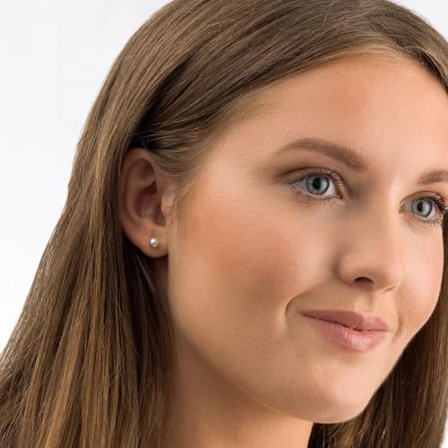 Blomdahl | Hypoallergenic | Natural Titanium White Pearl Stud Earrings | Best Choice For Sensitive Ears4