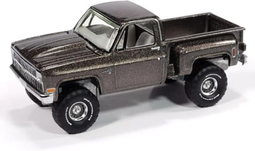 Auto World Muscle Trucks 1:64 1981 Chevy Silverado miniatura 2