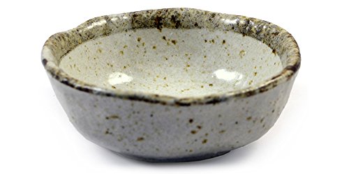 Zen Minded Japanese Small Ceramic Dish for Sauces, Sushi, Appetisers and Starters - Beige Glazed Stoneware - 8cm