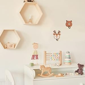 4 Pcs Kids Wall Hooks Wooden Safari Animal Coat Hooks Decorative African Jungle Animal Theme Decorations for Kids Room Nursery Bedroom