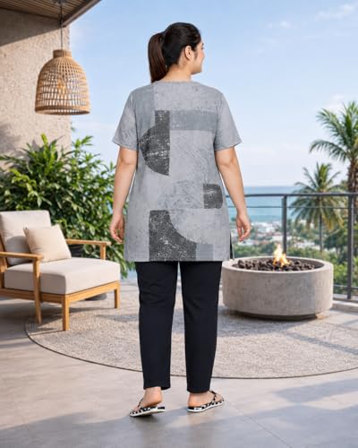 Image of In Love Women's All-Over Printed Cotton Plus Size Longline T-Shirt with Pockets