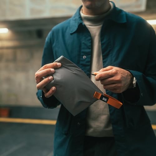 Image of DailyObjects Light Grey Flash Pouch