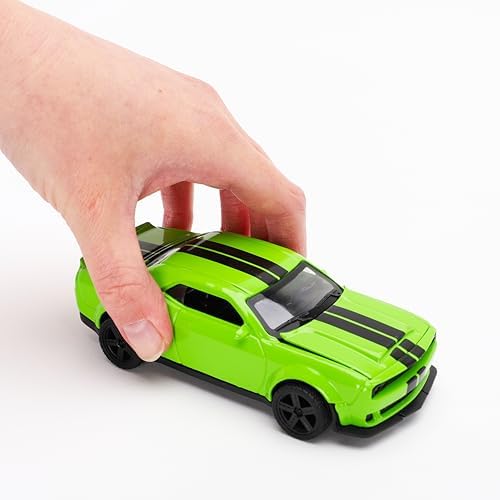 Toyland® 12cm (2") Green Die Cast Pull Back Muscle Car With Opening Bonnet - Replica Toy/Model Car - Play Vehicles - Image 2