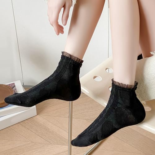 zrylibya Women Ruffle Frilly Lace Trim Ankle Socks Heart Pattern Textured Casual Cute Low Cut Socks 5 Pairs3