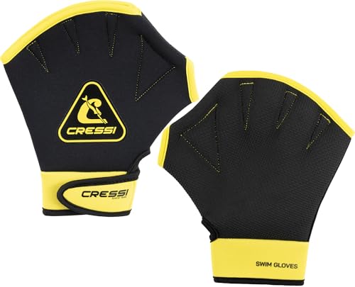 REALIZZATI IN NEOPRENE ULTRASPAN ESTREMAMENTE ELASTICO: Rivestimento esterno 100% Ultraspan, il palmo è realizzato in neoprene monostrato/zigrinato (foderato sul lato interno) per aumentare il coefficiente di attrito con l'acqua, aumentando la resistenza e migliorando la tecnica. ottimizzando coefficiente di attrito con l'acqua.