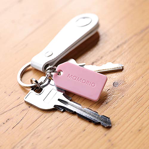 スマートタグとは、音や光・位置情報などによって、在り処を教えてくれる小さなアイテム。
カギなどの紛失したくない大切なモノに、キーホルダー感覚で取り付けられます。