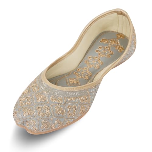 Image of Women's Embroidered Rajasthani Mojari Jutti | Ethnic Punjabi Juttis for Women & Girls | Flat Slip-On Footwear for Wedding, Festive & Casual Wear