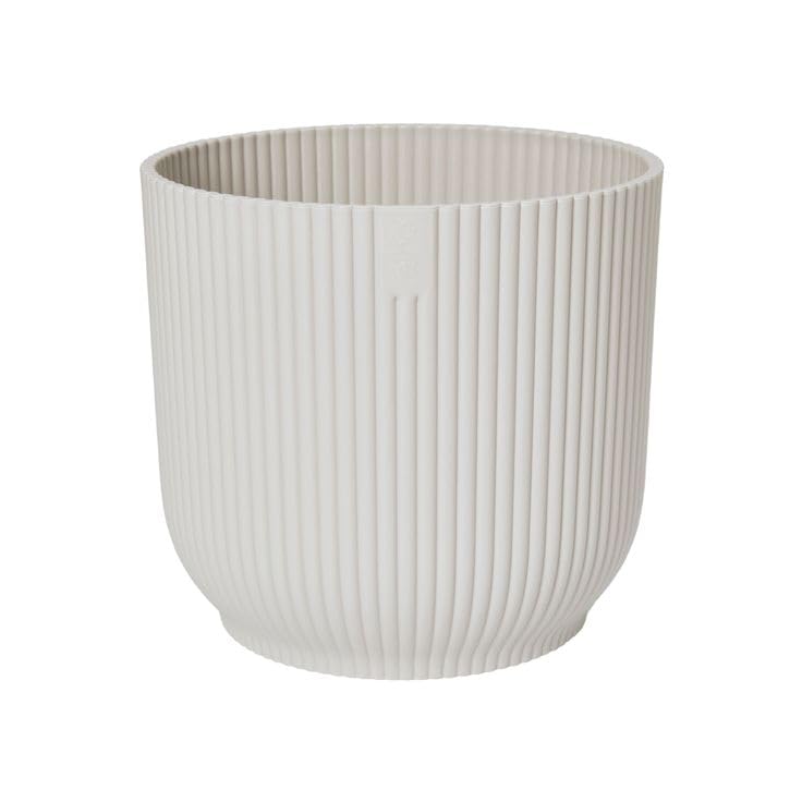 Vibes Fold Round Flower Plant Pot – 100% Recycled Matte Plastic - Planter for Indoor Outdoor - Garden Living Home Decoration - Modern Nordic Style Lightweight (Silky White, 9cm)