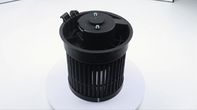 Image of Vetmor 700323 HVAC Heater Blower Motor w /Fan Cage Assembly Replacement for Nissan 2014-2019 Rogue, 2017-2019 Rogue Sport, 2014-2019 X-Trail -Replace# 27226-4BU0A 272264BU0A NI3126126