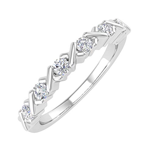 1/4 Carat Round Diamond Wedding Band Ring in 10K Gold