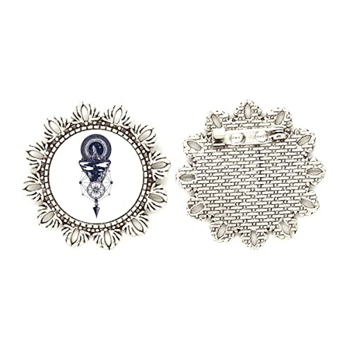 Broche de brújula y estrellas Iceberg en tamaño medium con diseño floral art