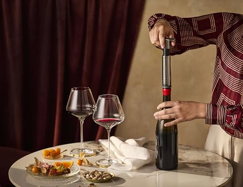 Foto von Le Creuset, Weinpumpen-Set inkl. 3 Verschlüssen, Weinkonservierung, Black Metal, Zamak, WA 137, 59014016001625