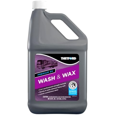 Thetford Premium RV Wash and Wax 64 oz Cover