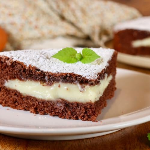 Torta versata al cacao con crema pasticcera