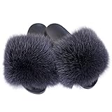 fuchsfell verkaufen Die von der Firma FOX angebotenen Produkte wurden in der Europäischen Union aus Pelzen hergestellt, die aus den besten Zuchtbetrieben kommen und Qualitätszertifikate sowie Atteste besitzen. Unsere Firma legt einen besonderen Wert auf die Qualität und Herkunft von Pelzarten. Auf unseren Auktionen werden ausschließlich Pelzartikel angeboten, die die strengen Auswahlkriterien erfüllen.
