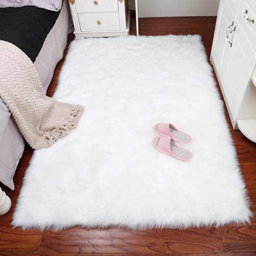 Faux Sheepskin Fur Rug, Fluffy White Rug, Super Soft White Fur Carpet Floor Mat For Bedroom, Kid's Room, Living Room, Rectangle 2.7Ft X 5Ft #TOP5