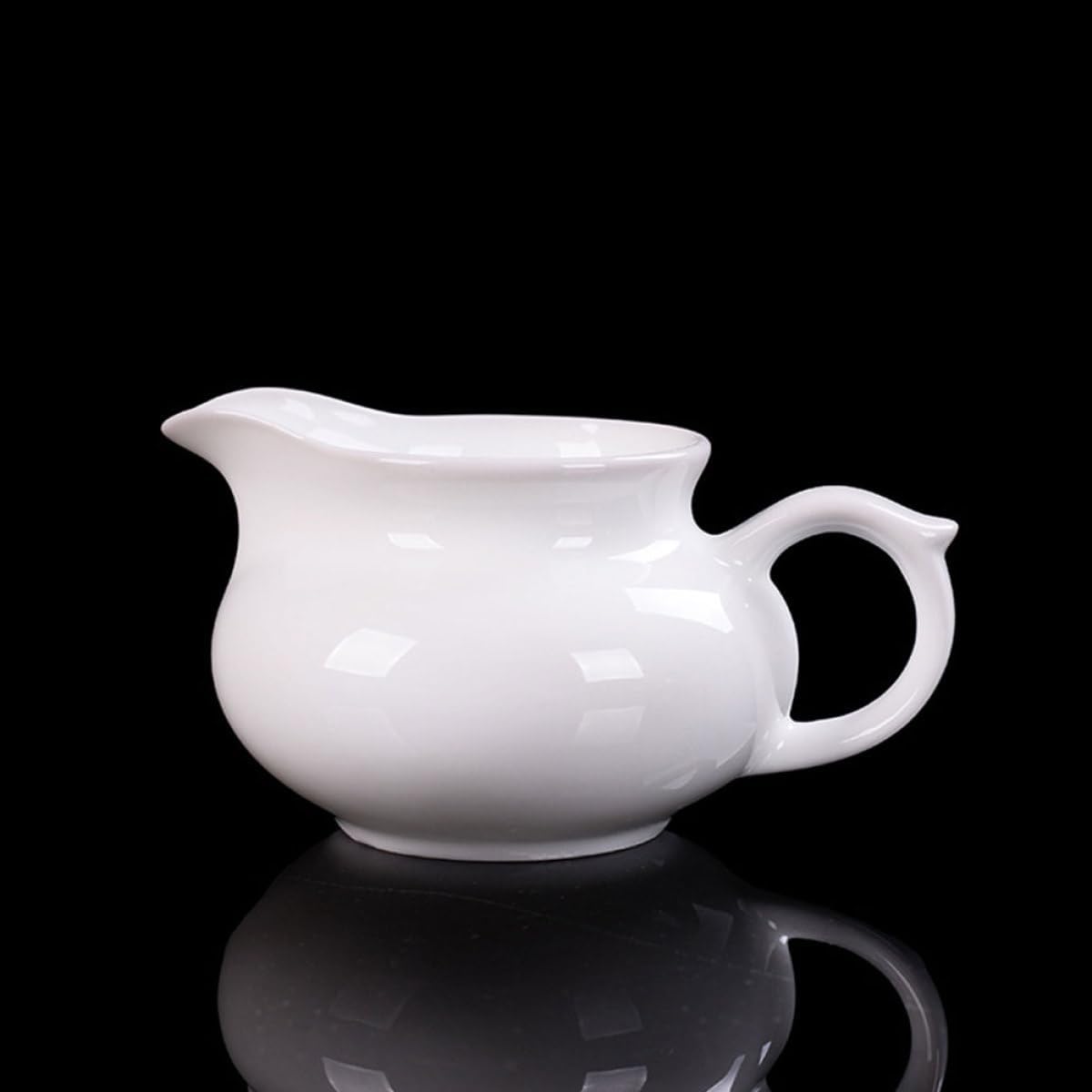 2pcs White Ceramic Sauce Dispenser with Handle, Portable Gravy Boat and Milk Pitcher Set for Kitchen and Dining