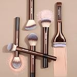 MAANGE 14 PCS Makeup Brushes Professional Make Up Brushes Premium Synthetic Powder Concealers Brushes Travel Makeup Brush Set with Case (Coffee)