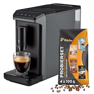 Tchibo Kaffeevollautomat Esperto mini für Caffè Crema und Espresso, nur 16cm breit, klein und kompakt, geeignet für jede Küche, Camping, Studentenapartment, Grau - INKLUSIVE Kaffeeprobierset GRATIS