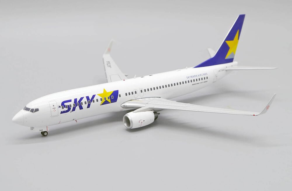Limox EW2738012 Boeing 737-800 Skymark JA73AA 1:200 Modellino di aereo