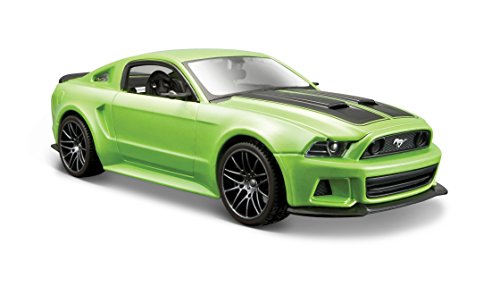 Maisto 2014 Ford Mustang Street Racer Diecast Vehicle (1:24 Scale), Metallic Light Green