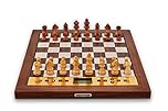 MILLENNIUM The King Performance chess computer - aesthetics, simple operation, versatile functionality perfectly combined. With LED move display, automatic strength adjustment in elegant wooden design