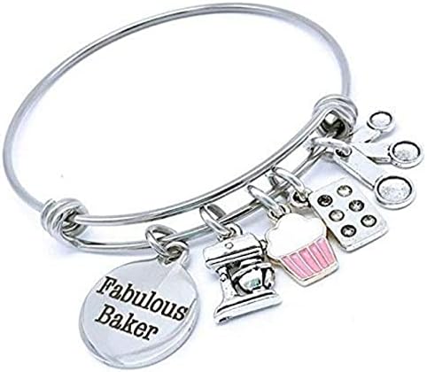 Jesse Janes Jewelry | Fabulous Baker Bangle Bracelet, Gifts For Bakers, Perfect For The Women and Teen Bakers Who Have Everything, Gifts For Cookie Bakers, Baker Gifts For Women, Cupcake Gift