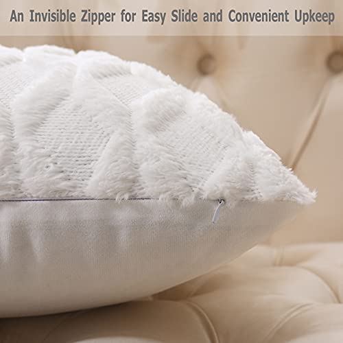 Volcanics Pack of 2 Faux Wool Throw Pillow Covers 20x20 Inches Decorative Farmhouse Velvet Couch Pillow Case Soft Plush Square Boho Cushion Pillowcase, White
