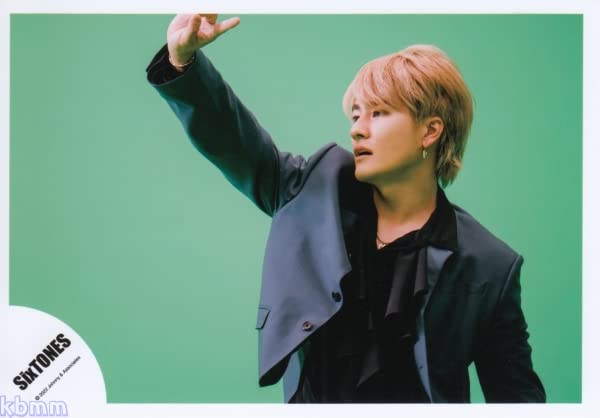 Amazon.co.jp: Six TONES 公式 生 写真（森本慎太郎）ST00747