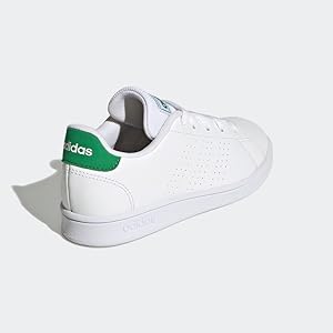 adidas Unisex-Child Advantage Tennis Shoe