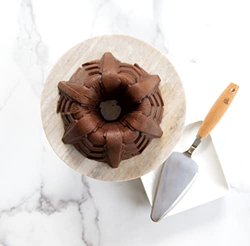 Moule à gâteau Marquee Nordic Ware pièce dorée d'exception - 5