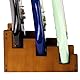 STRICH Gitarrenständer aus Holz für mehrere Gitarren, 3-Halter, frontale Präsentation, platzsparender Bodenständer für Zuhause, Studio und Bühne, Mahagonifarbe, L-3EM (für 3 E-Gitarren/Bässe)