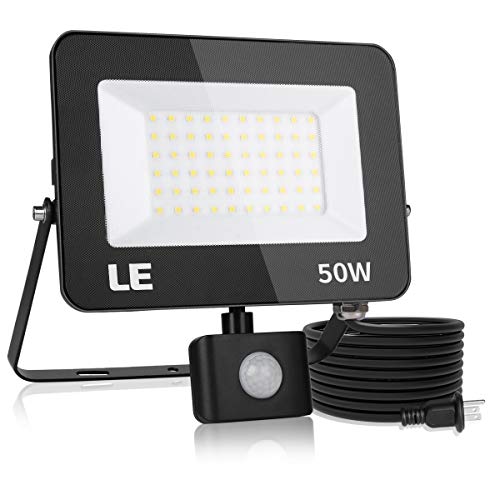 センサーライト 屋外 人感センサー 防犯 50W LED 投光器 フラッドライト IP65防水 6500K 5000LM 昼光色 超高輝度 駐車場 玄関灯 倉庫 屋内 町内の防犯に 照明器具 薄型 日本語説明書付き【PSE認証済 3Pプラグ 二年間保証】