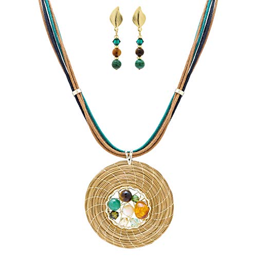 VERA NAVARRO - Conjunto Collar Dorado Mandala 45 mm en Oro Vegetal con Piedras, Cristales Swarovski y Pendientes - Hecho a Mano 100% (Variante Verde) Cover